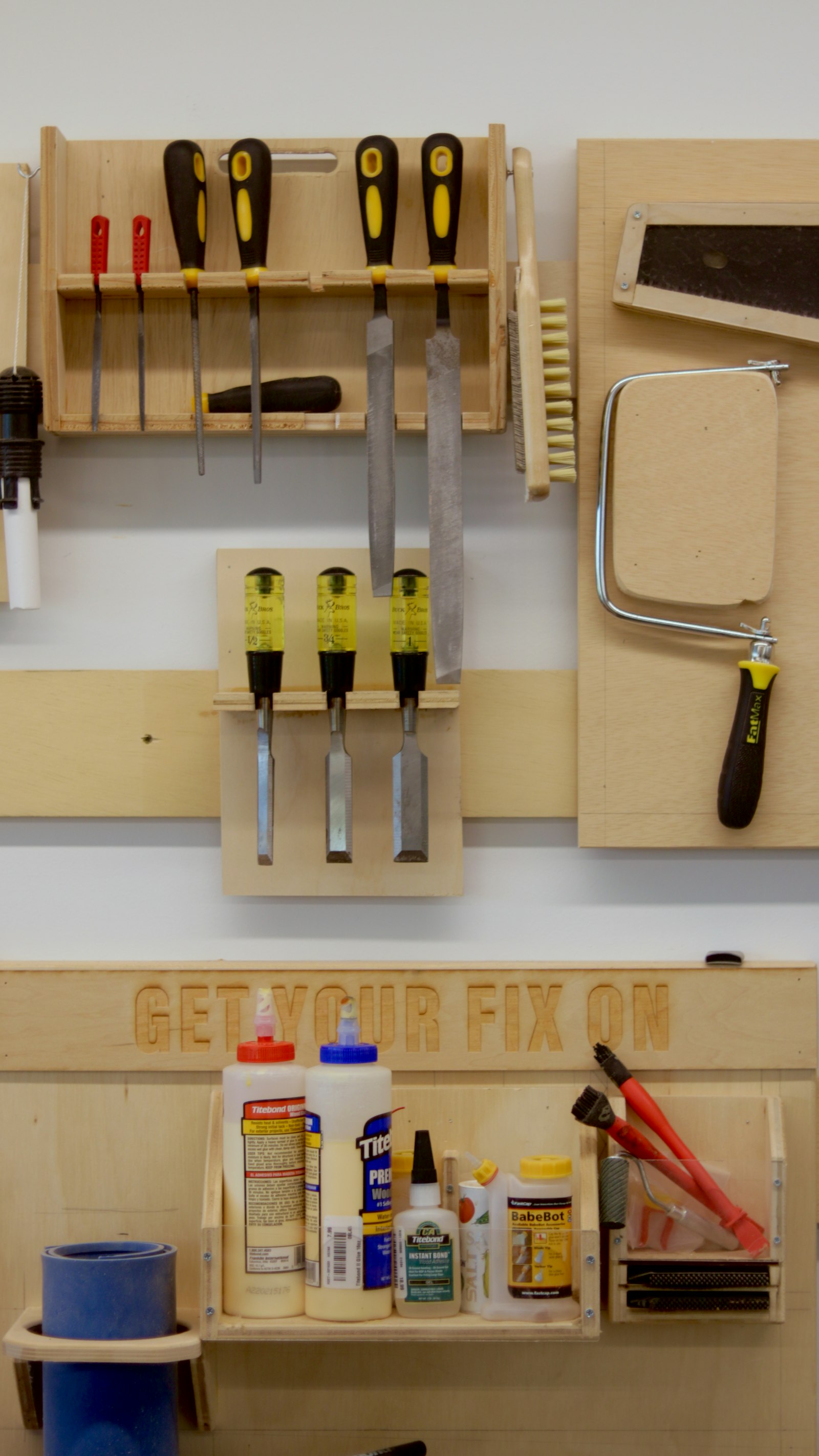 The Real Alternatives to Traditional Manufacturing for Creators and Founders