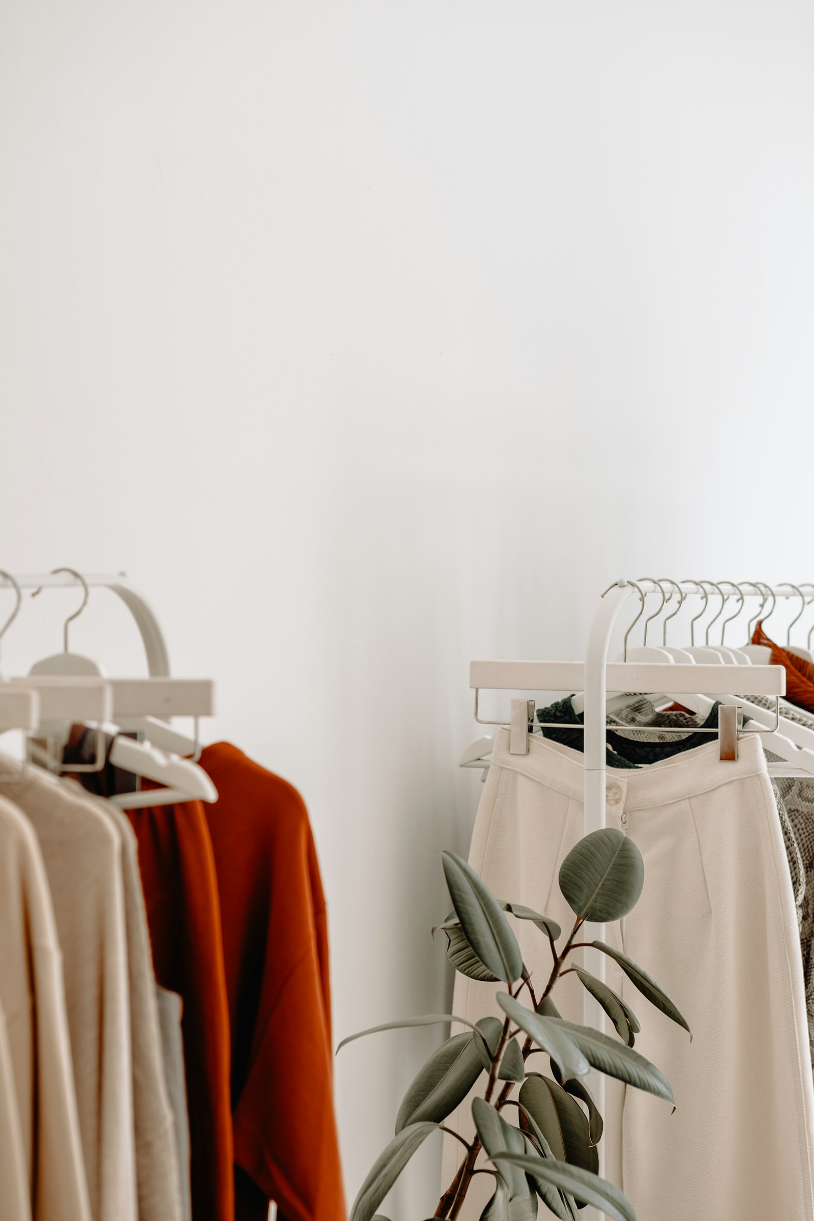How to Start a Clothing Brand Without Holding Inventory