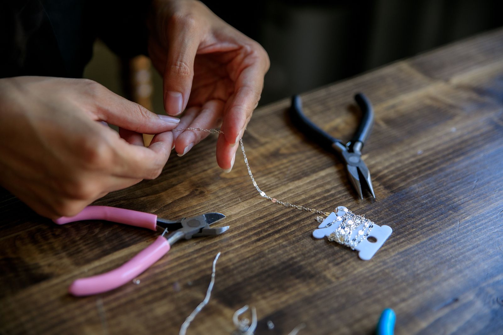 How to Start a Jewelry Brand